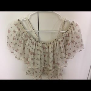 Floral chiffon off shoulder crop top 🌸